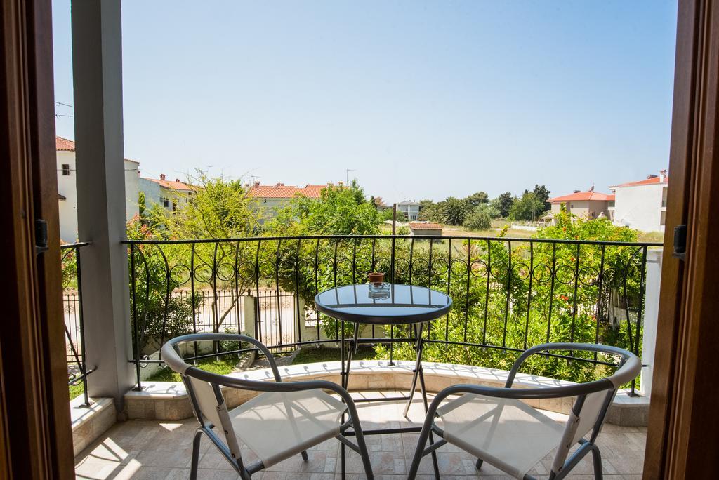 Bouganvillia Homes Nikiti  Exterior foto